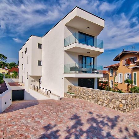 Vita, Luxury Apartments Опатия Екстериор снимка