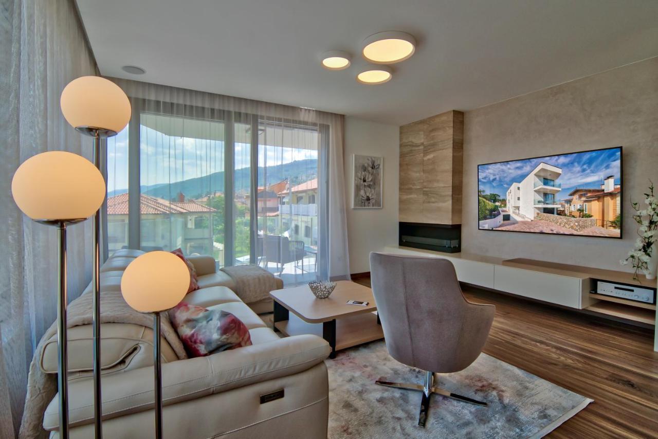 Vita, Luxury Apartments Опатия Екстериор снимка